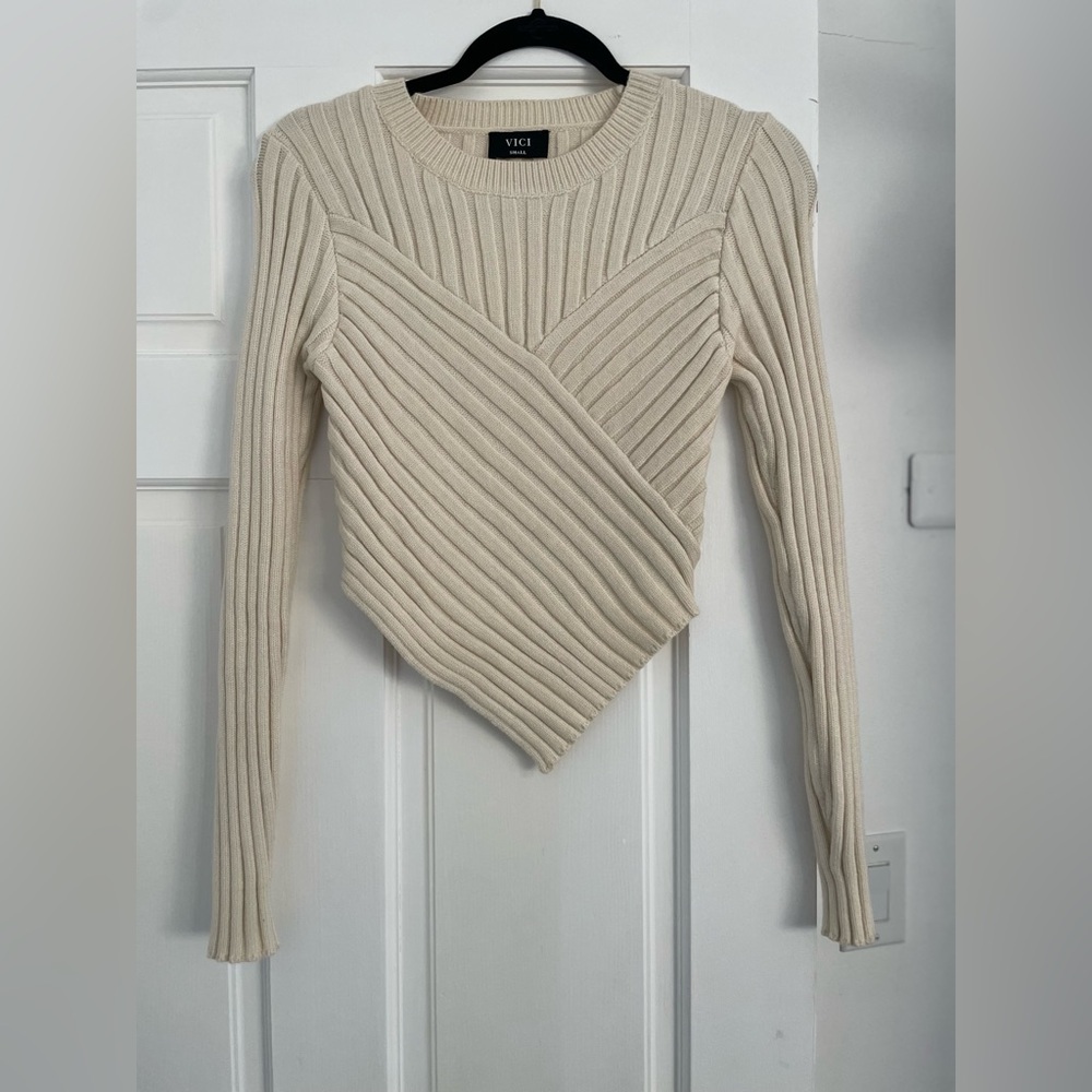 Vici dolls cropped sweater